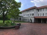 中京大学図書館：1377m
