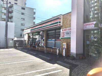 セブンイレブン名古屋四番2丁目店：143m