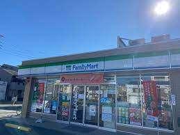 ファミリーマート瑞穂弥富通四丁目店：147m