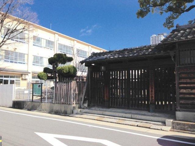 名古屋市立旗屋小学校：370m