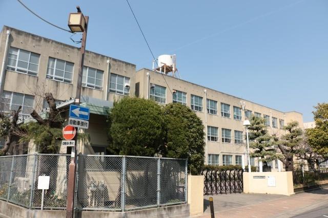 名古屋市立野立小学校：378m