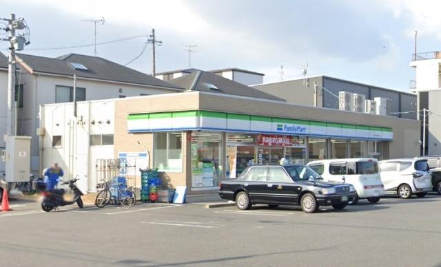 ファミリーマート中川中野本町店：166m