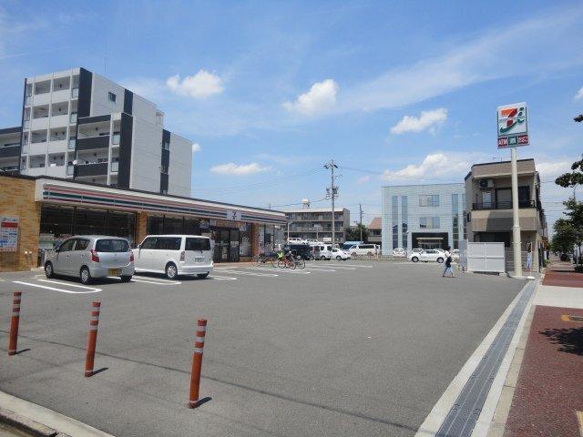 セブンイレブン名古屋石場町店：656m