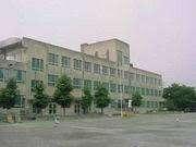 名古屋市立千鳥小学校：372m