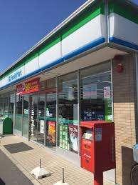 ファミリーマート新居屋大日店：505m