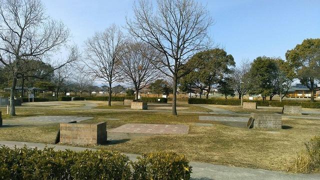 戸田川緑地公園：1000m