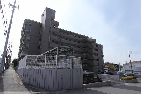 シティコーポ平手南 外観