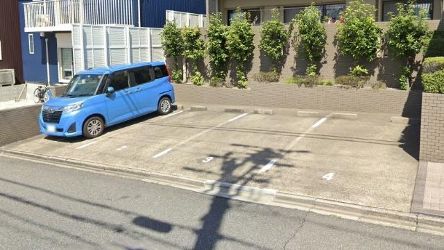 サンパーク滝子南 駐車場