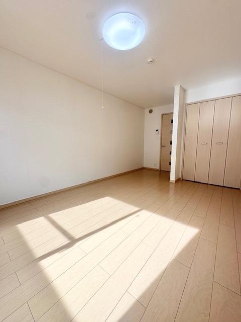 アバンツァ−トⅡ（105） 室内