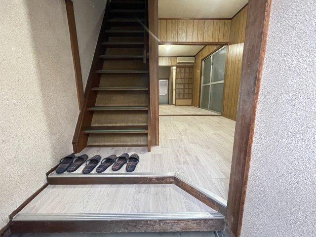北条5丁目テラス 玄関