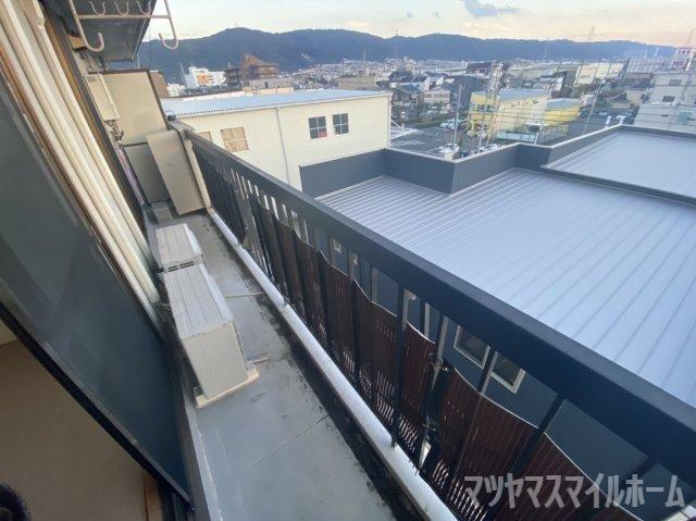 大東市御供田アパート バルコニー