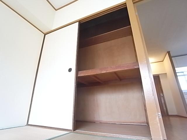ウィンドヒル住道（旧シャトー光）（206） 収納