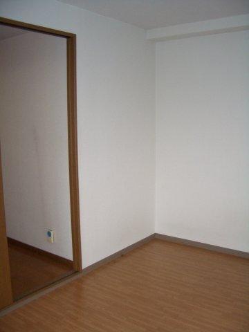 アンビエント三箇（103） 室内