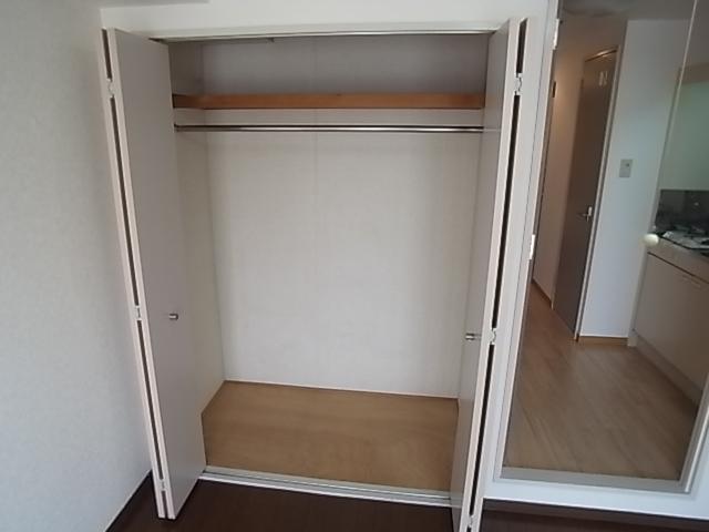 ウェルネス三界（404） 収納