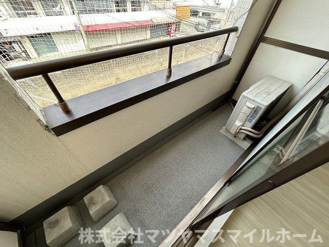有馬パレス野崎（303） バルコニー