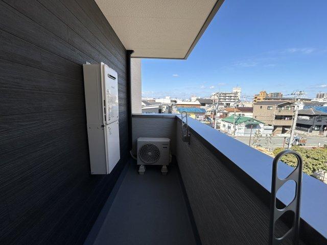 フジパレス鴻池新田Ⅲ番館（302） バルコニー