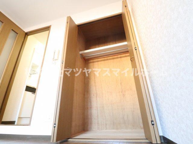 ランドロードトミオ（205） 収納