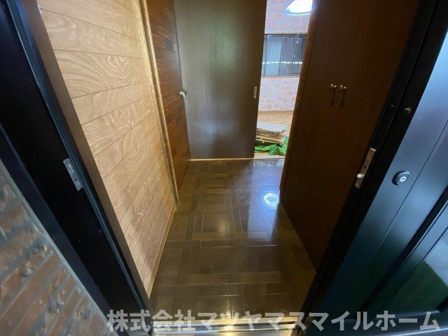 加納8丁目貸家（-） 玄関