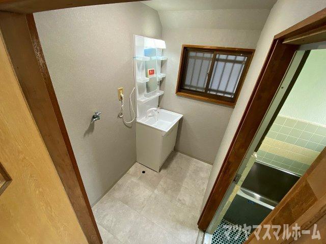 中石切町5丁目戸建賃貸（1） 洗面