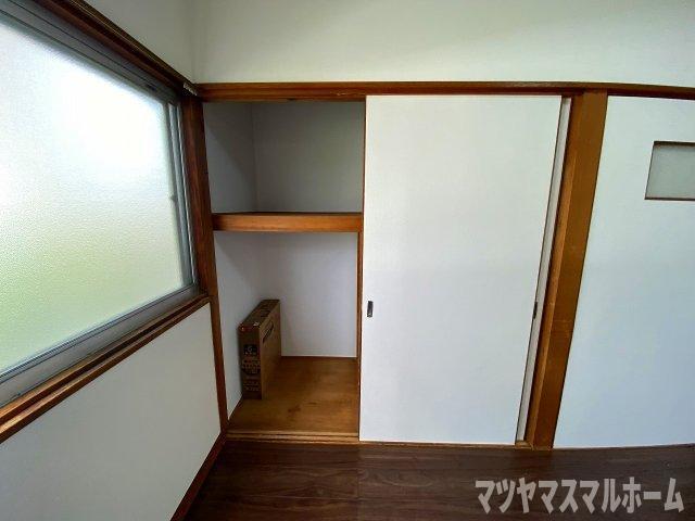 中石切町5丁目戸建賃貸（1） 収納