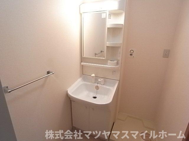 カンフォーラ（103） 洗面