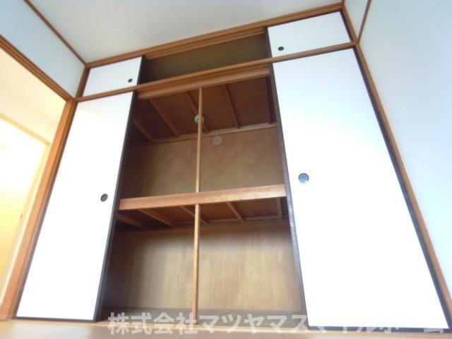 ビューテラス畷A棟（205） 収納