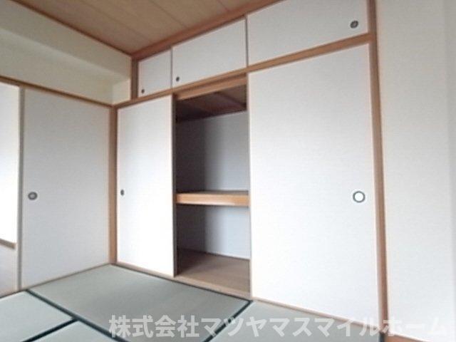 ベルカーサ太子田（407） リビング