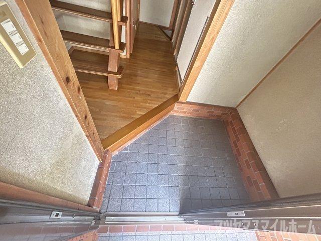 善根寺町6丁目貸家（1） 玄関