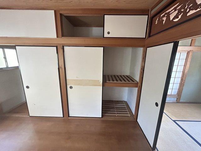善根寺町6丁目貸家（1） 収納