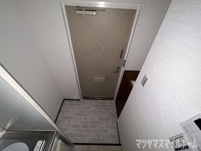 レナジア大東（409） 玄関