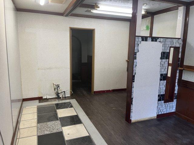 大東市氷野店舗 室内