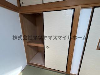 野崎1丁目戸建 収納