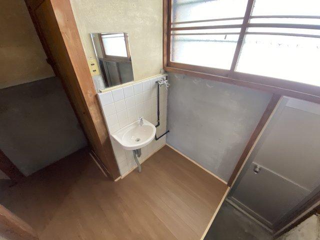 村井貸家（東端） 洗面