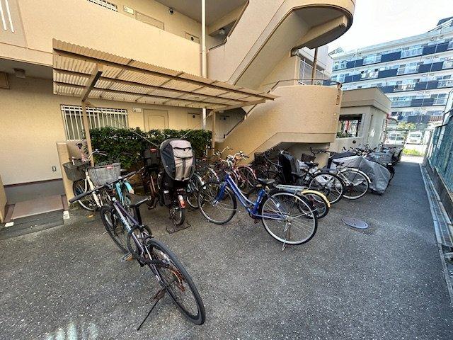 ロイヤルハイツ鶴見（303） 部屋画像