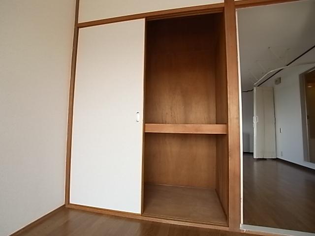 メゾン深野Ⅰ（4A） 収納