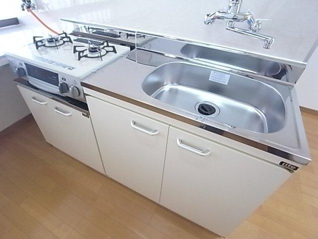 白芳荘8号館（206） キッチン