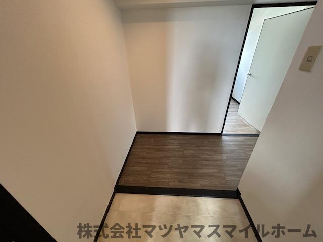 アヴニール1・2番館（306） 玄関