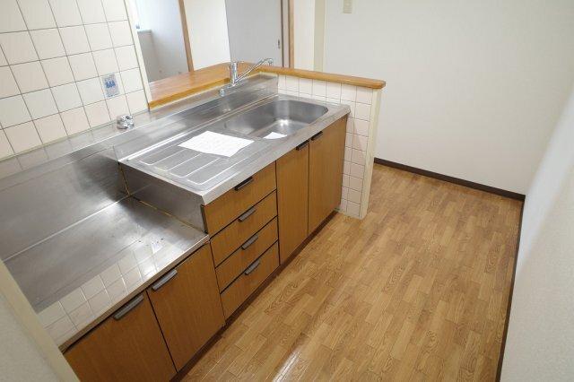 リアライズ吉田（旧：グランドゥール西岡）（603） キッチン