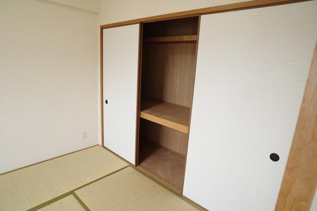 リアライズ吉田（旧：グランドゥール西岡）（603） 収納