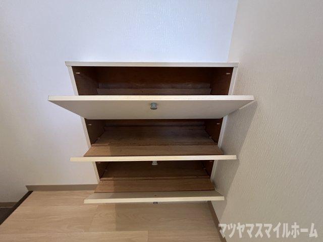 笑ハイツ（101） 玄関