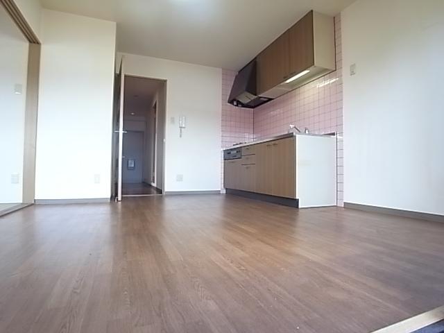 ラプラス住道（302） リビング
