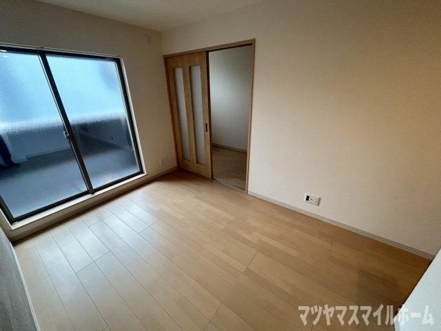 F+style東大阪本庄2号館（302） リビング