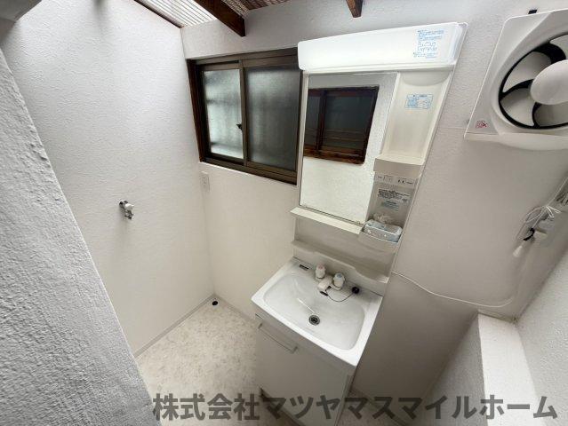 赤井3丁目貸家（無し） 洗面