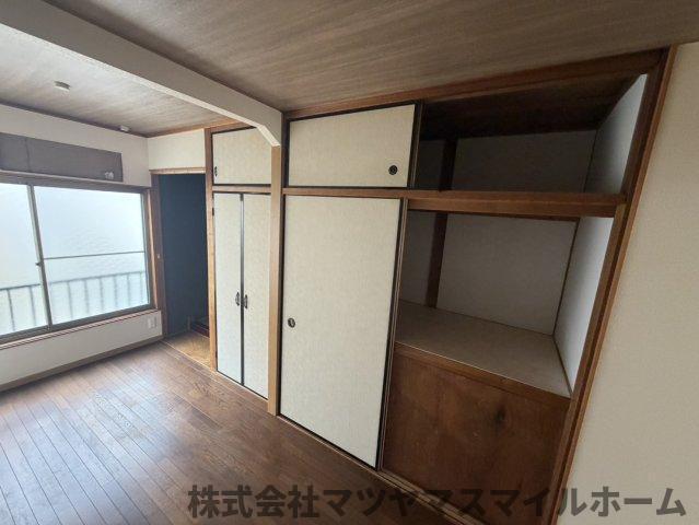 赤井3丁目貸家（無し） 収納