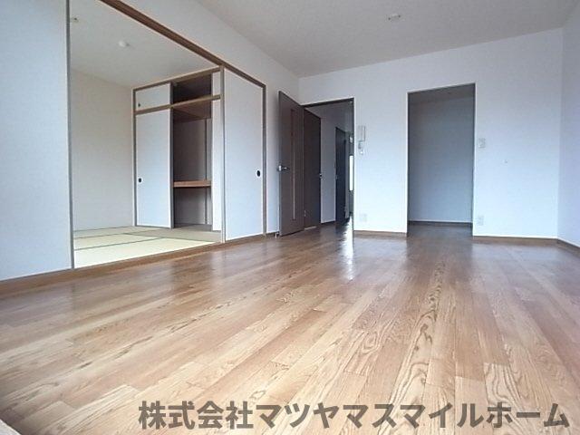 サンフォレスト（402） リビング