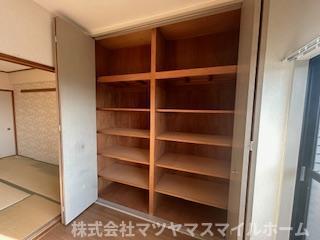 ロイヤル鶴見（602） 収納