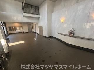 ロイヤル鶴見（602） ロビー