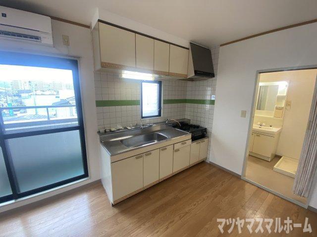 リッチマンション（302） キッチン