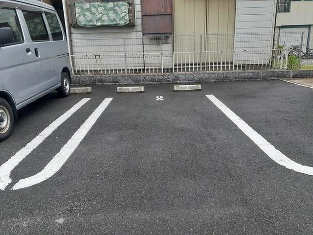 グラースⅡ（101） 駐車場