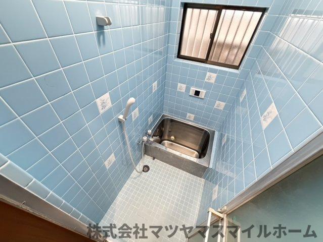 日下1丁目貸家 バス／シャワー
